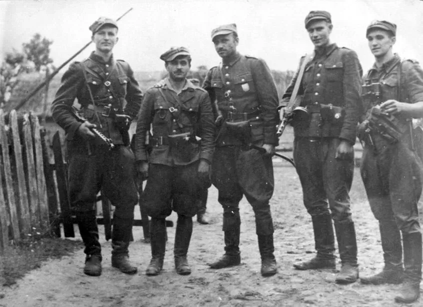 Kto ustanowił Dzień Żołnierzy Wyklętych? Rola prezydenta i decyzja Sejmu