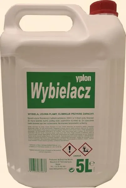 Wybielanie białych ubrań